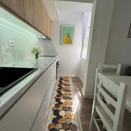 Cozy 1 Bed Flat In Tepelene- Joanna'S House *