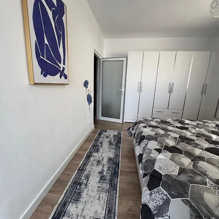 Cozy 1 Bed Flat In Tepelene- Joanna'S House Tepelene
