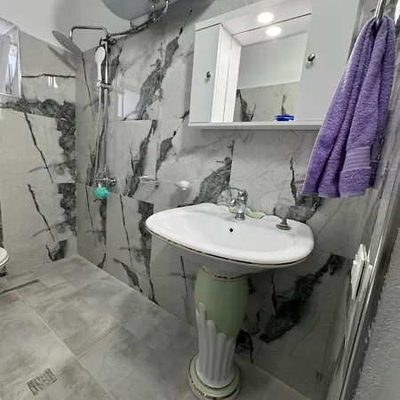 公寓 Cozy 1 Bed Flat In Tepelene- Joanna'S House