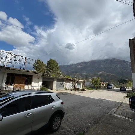 Apartment Cozy 1 Bed Flat In Tepelene- Joanna'S House