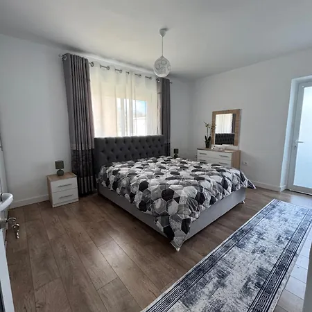Cozy guesthouse Joanna Tepelene